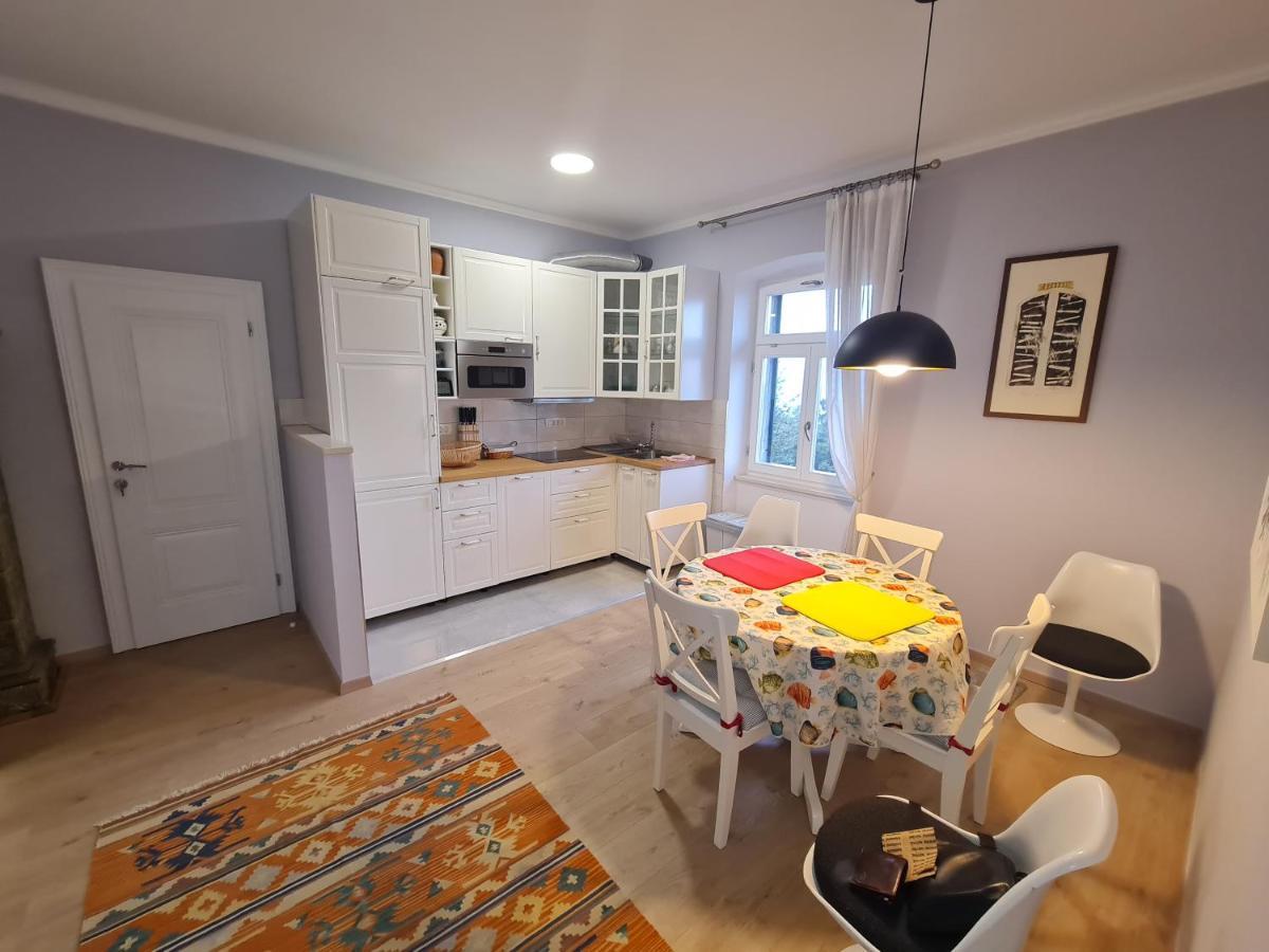 Villa Jure - Apartment Vlasta Lovran Ngoại thất bức ảnh